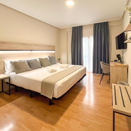 Vtz Hotel El Principe Сарагоса Экстерьер фото