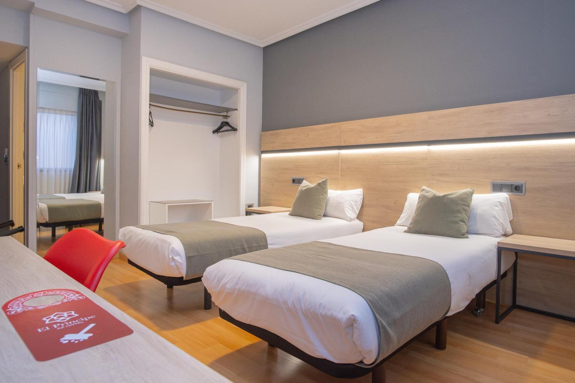Vtz Hotel El Principe Сарагоса Экстерьер фото