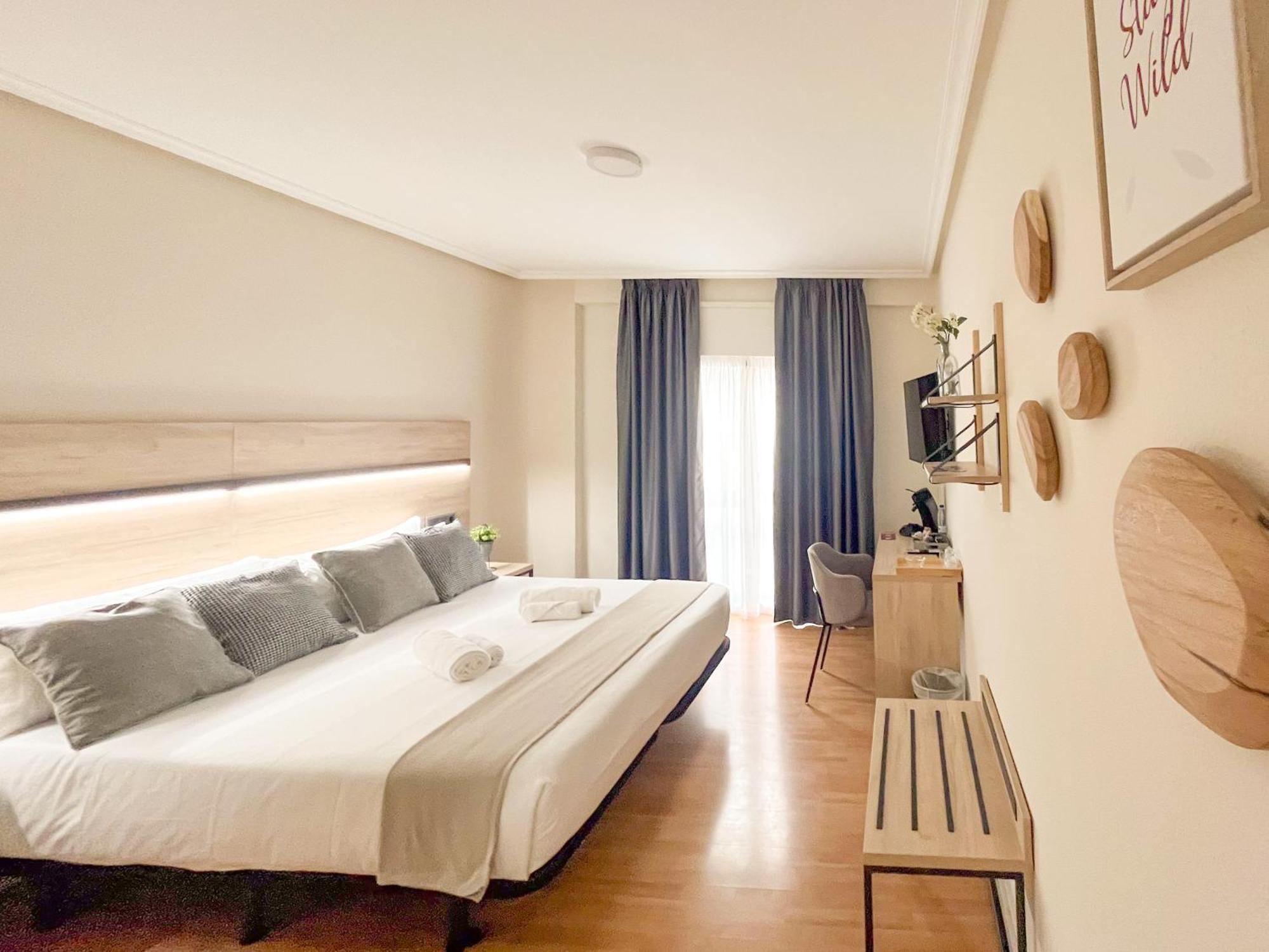 Vtz Hotel El Principe Сарагоса Экстерьер фото